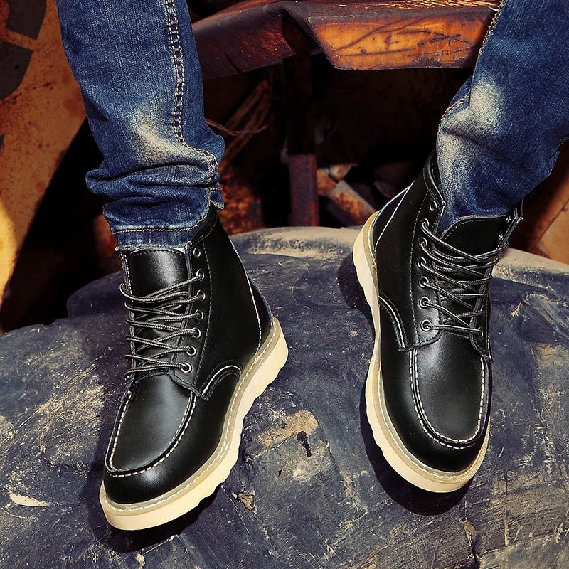 Men’s Lace-Up Ankle Boots With Contrast Stitching And Thick Outsole